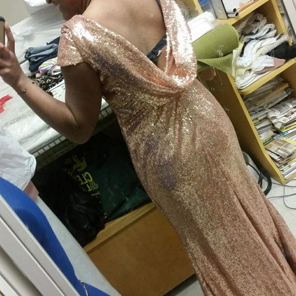 Dress - Picture 3 of 3
